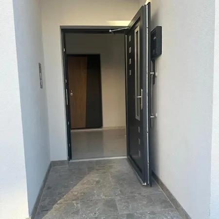 Spot Apartment